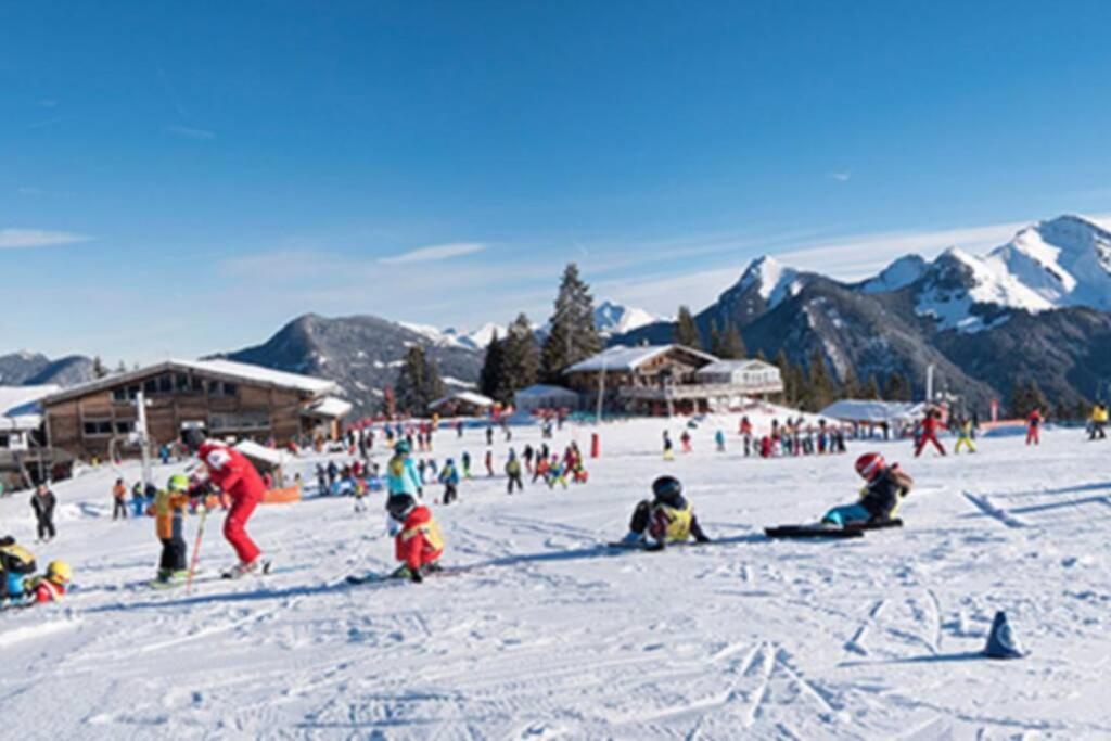 Le Relai S31 - Grand Et Lumineux Studio Avec Coin Montagne 4-6 Pers, Tout Equipe, Avec Wifi, A 30M Des Pistes Avec Un Grand Balcon, Draps Non Compris Saint-Jean-dʼAulps Kültér fotó